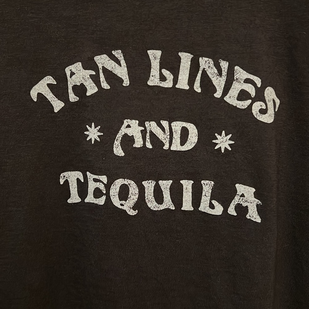 Graphic tee - Picture 2 of 3